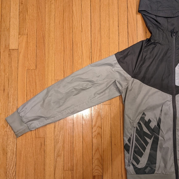 Nike Youth Jacket - Outdoors - Picture 4 of 7